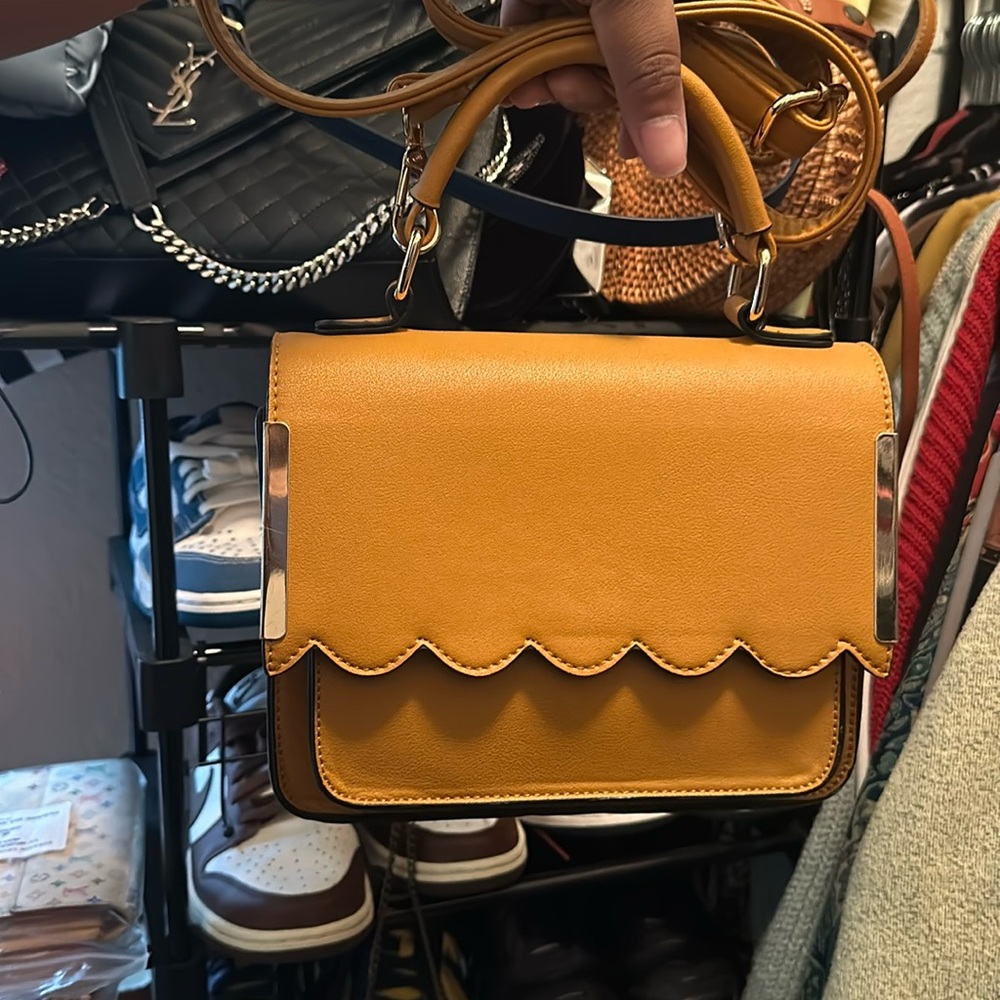 Top handle bag